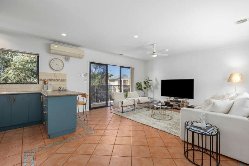 2/7 Fatimah Court Torquay VIC, Torquay - Thumbnail 4