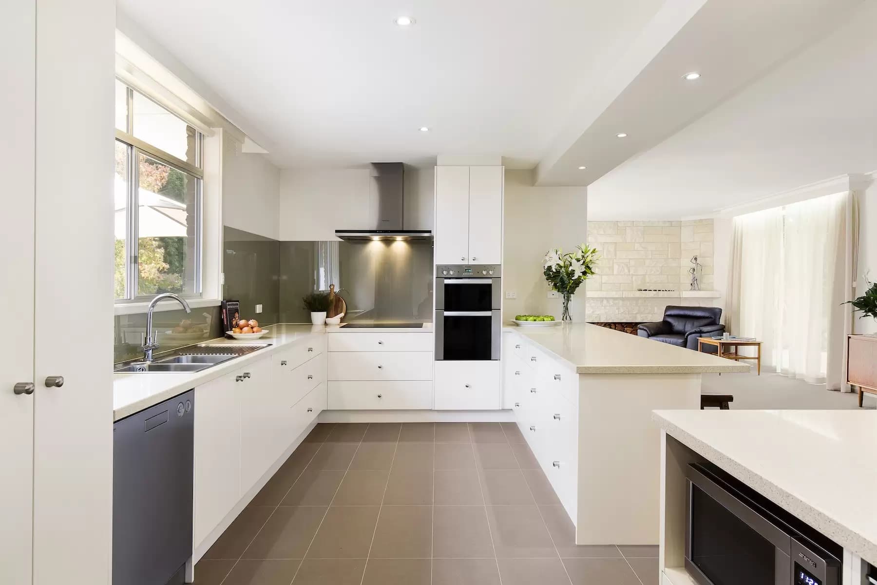 16 Welbeck Avenue, Portsea, Portsea - Thumbnail 6