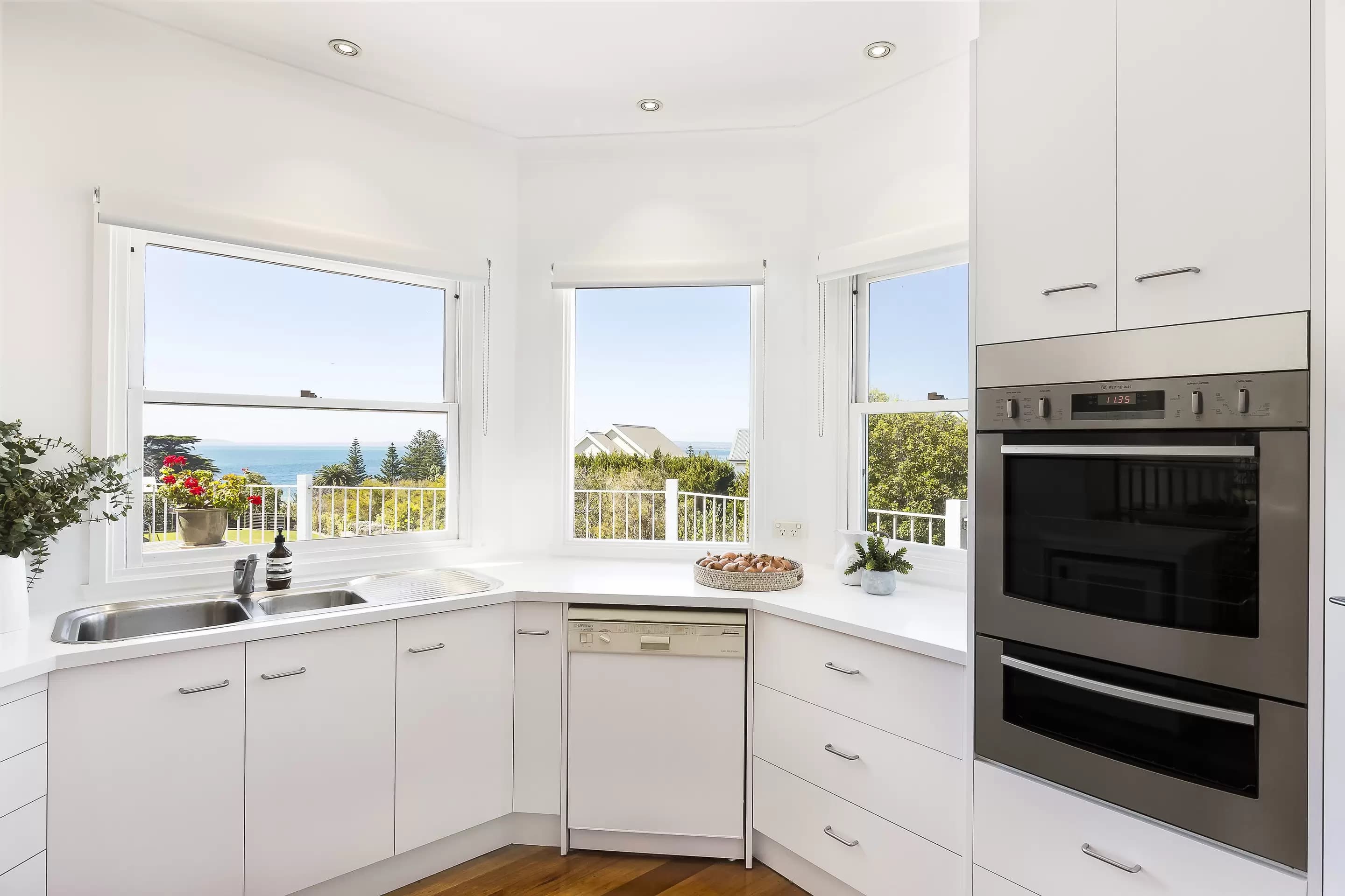 13 Cooper Grove, Sorrento, Sorrento - Thumbnail 7