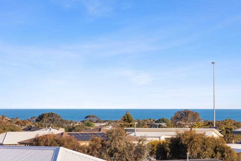 11 Wirilda Street Torquay VIC, Torquay - Thumbnail 2