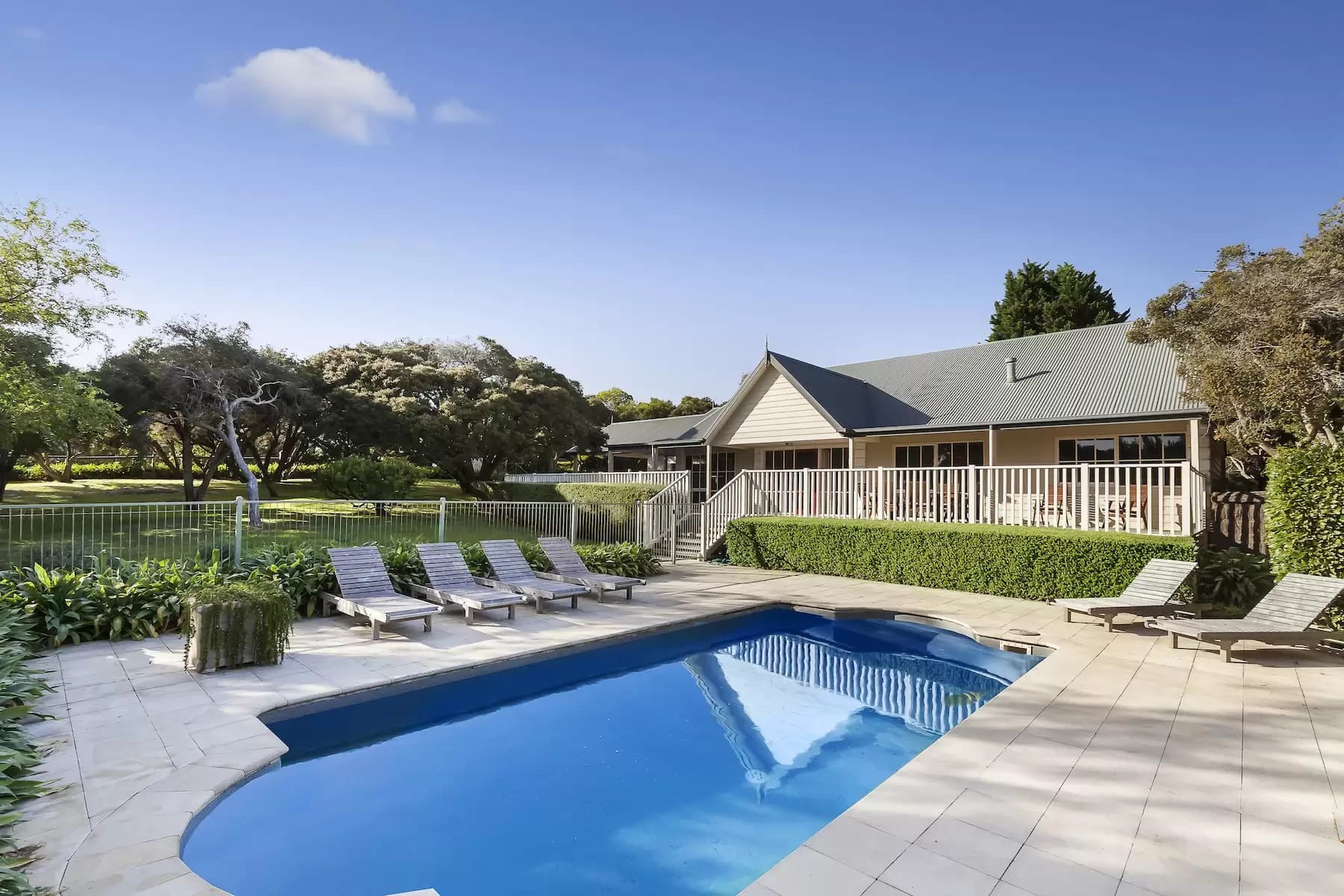 6 Tranquility Court, Portsea, Portsea - Image 1