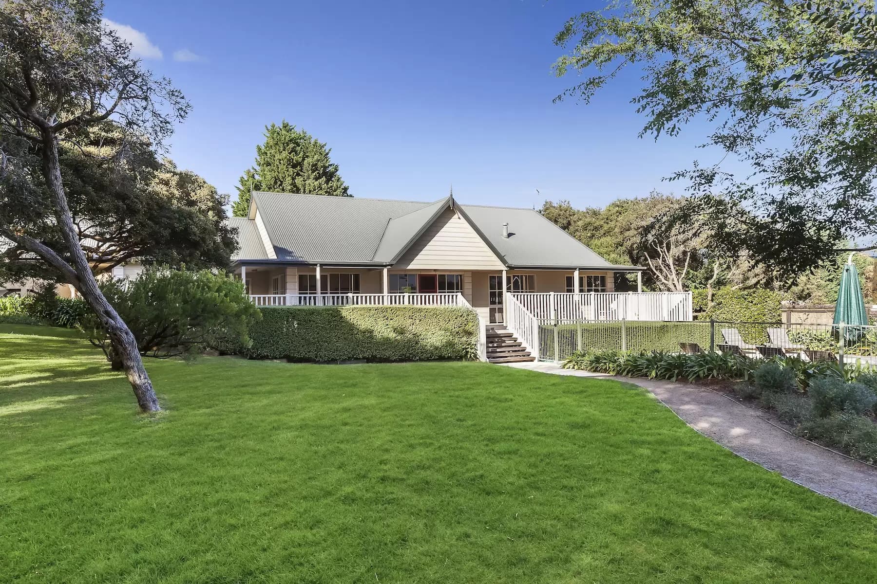 6 Tranquility Court, Portsea, Portsea - Thumbnail 2