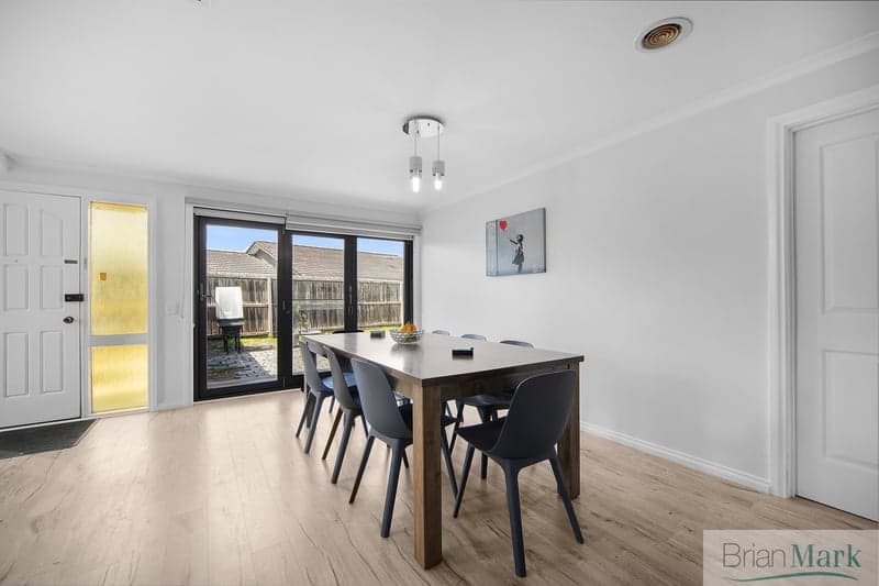 14 Topaz Avenue, Wyndham Vale - Thumbnail 3