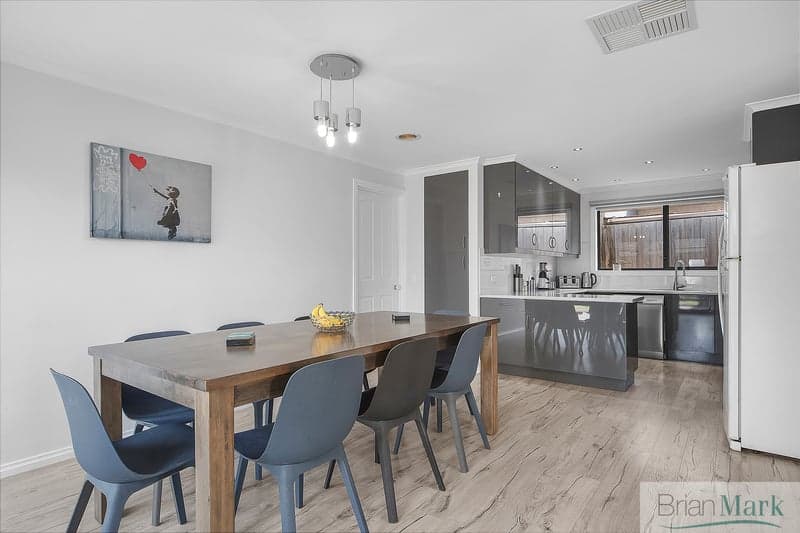 14 Topaz Avenue, Wyndham Vale - Thumbnail 5