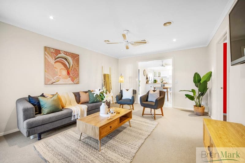 48 Golden Square Crescent, Hoppers Crossing - Thumbnail 3