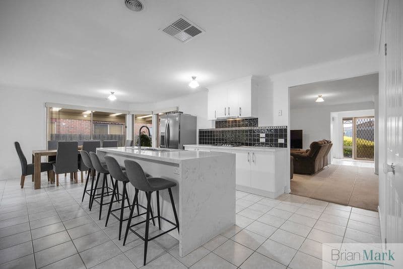 12 Governor Close, Tarneit - Thumbnail 6