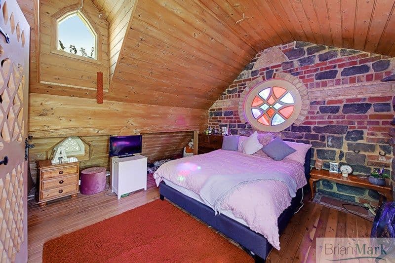 24 Wedge Street South, Werribee - Thumbnail 2