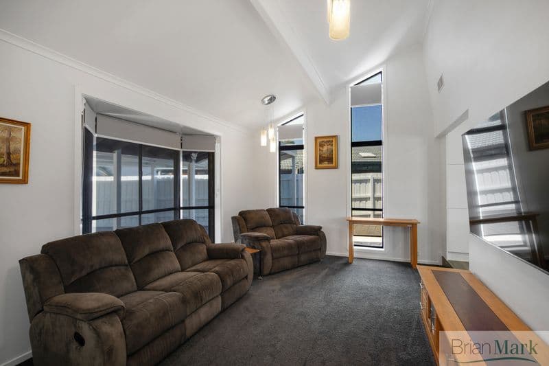 7 Dalpura Court, Werribee - Thumbnail 7
