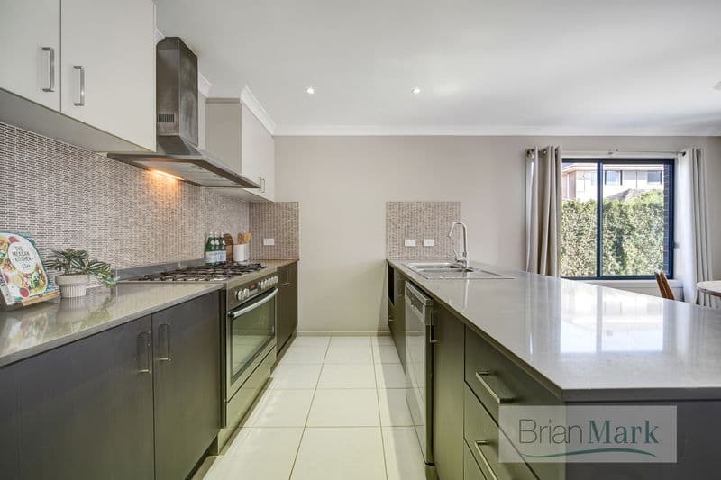 49 Canunda Way, Tarneit - Thumbnail 2