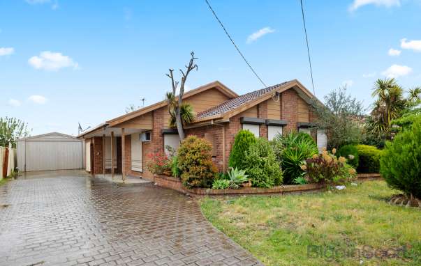 13 Lancelot Court, Kings Park, VIC, Kings Park - Image 1