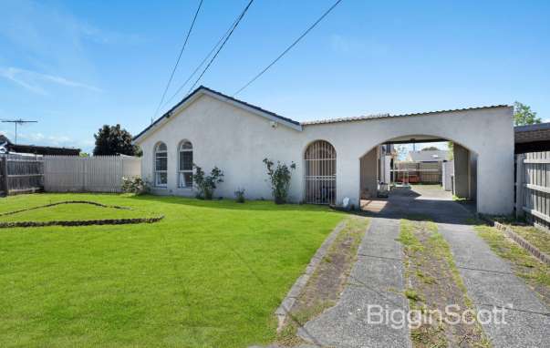 8 Adam Court, Springvale South, VIC, Springvale South - Image 1