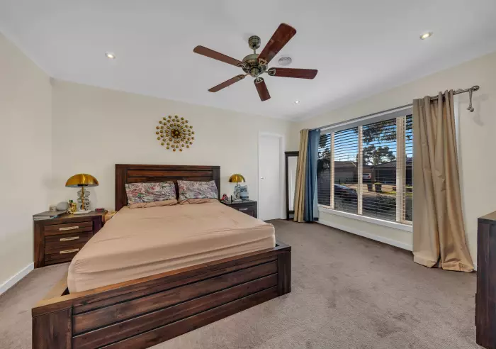 11 Waldburg Grove, Tarneit, VIC, Tarneit - Thumbnail 5