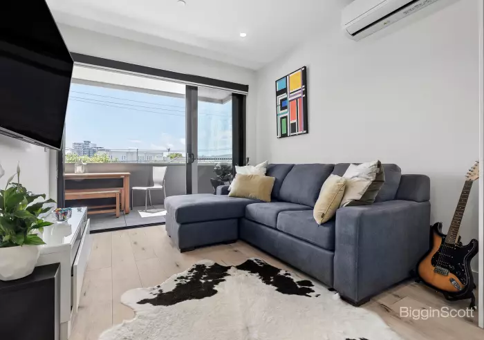 107/323 Neerim Road, Carnegie, VIC, Carnegie - Thumbnail 3
