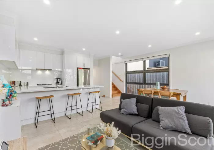 13 Clydebank Street, Greensborough, VIC, Greensborough - Thumbnail 3