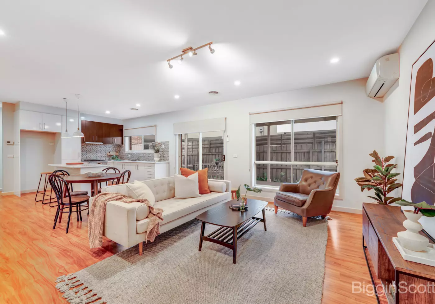 2/22 Omar Street, Maidstone, VIC, Maidstone - Thumbnail 2