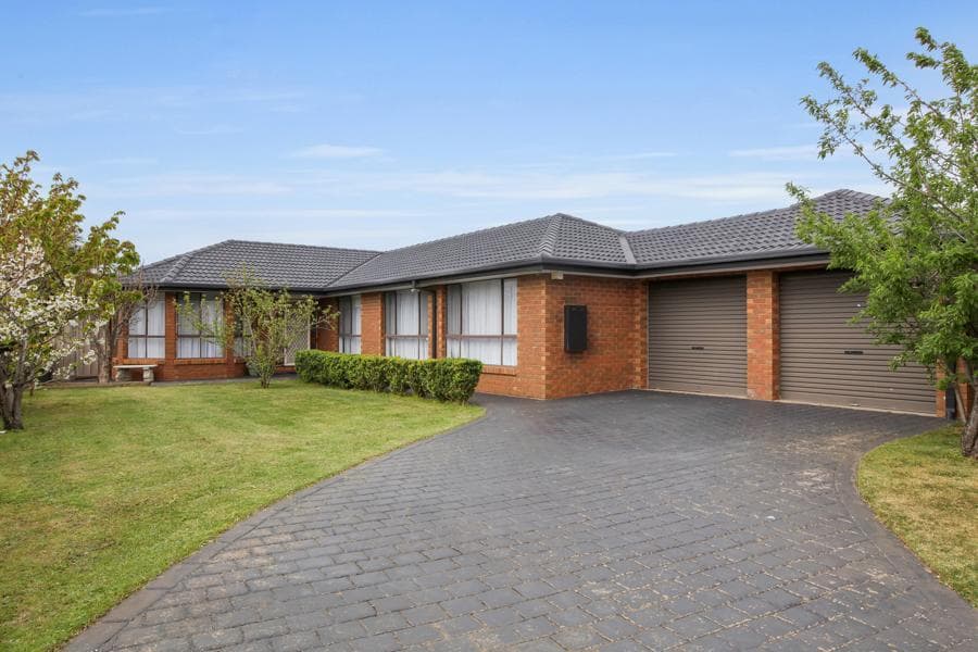 74 Canonbury Circle, Seabrook, VIC, Seabrook - Image 1