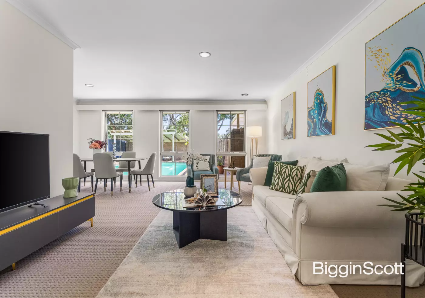 31 Chapman Boulevard, Glen Waverley, VIC, Glen Waverley - Thumbnail 2