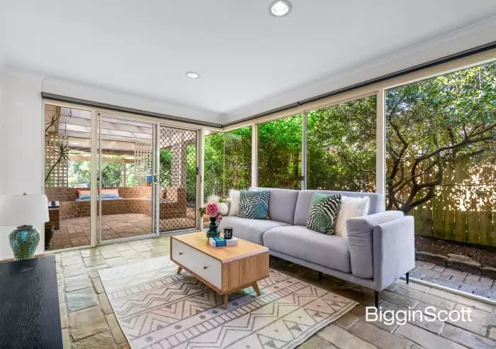 31 Chapman Boulevard, Glen Waverley, VIC, Glen Waverley - Thumbnail 5