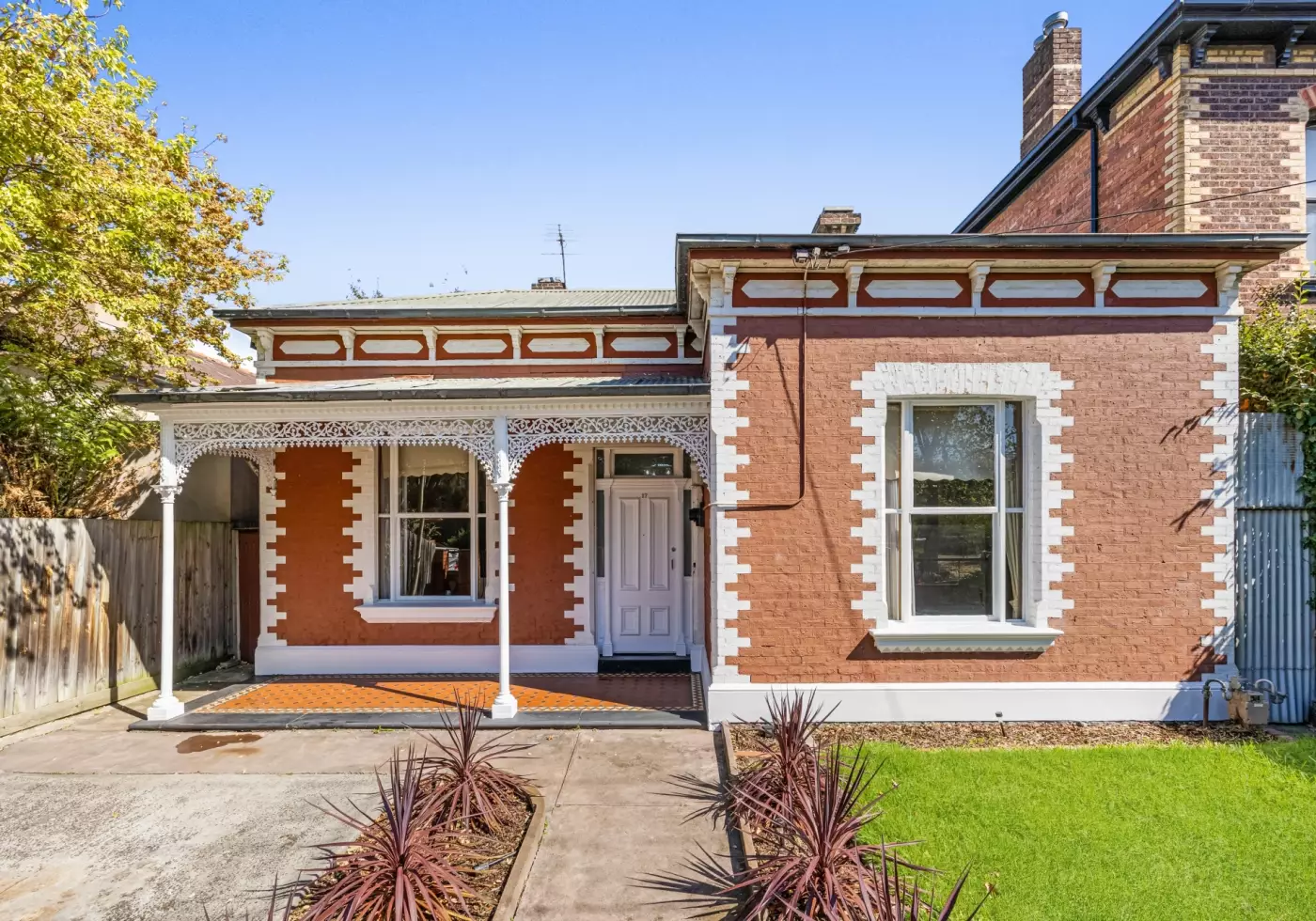 17 Hornby Street, Windsor, VIC, Windsor - Thumbnail 2