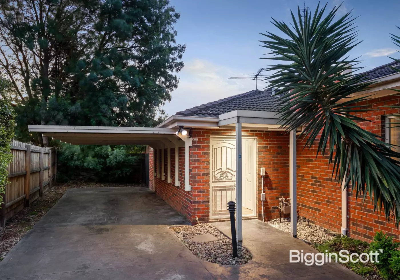 3/72 Ayr Street, Doncaster, VIC, Doncaster - Thumbnail 2