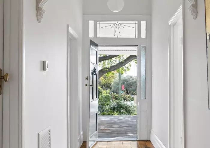 79 Shoobra Road, Elsternwick, VIC, Elsternwick - Thumbnail 4