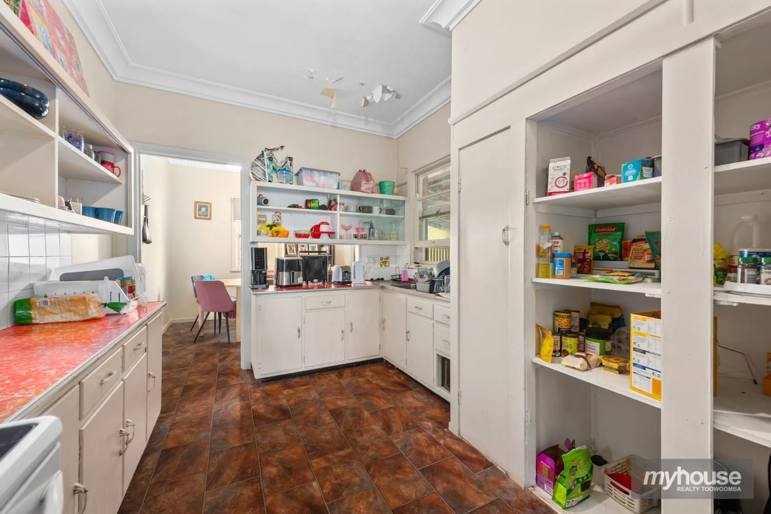 115 Anzac Avenue, Newtown - Thumbnail 4
