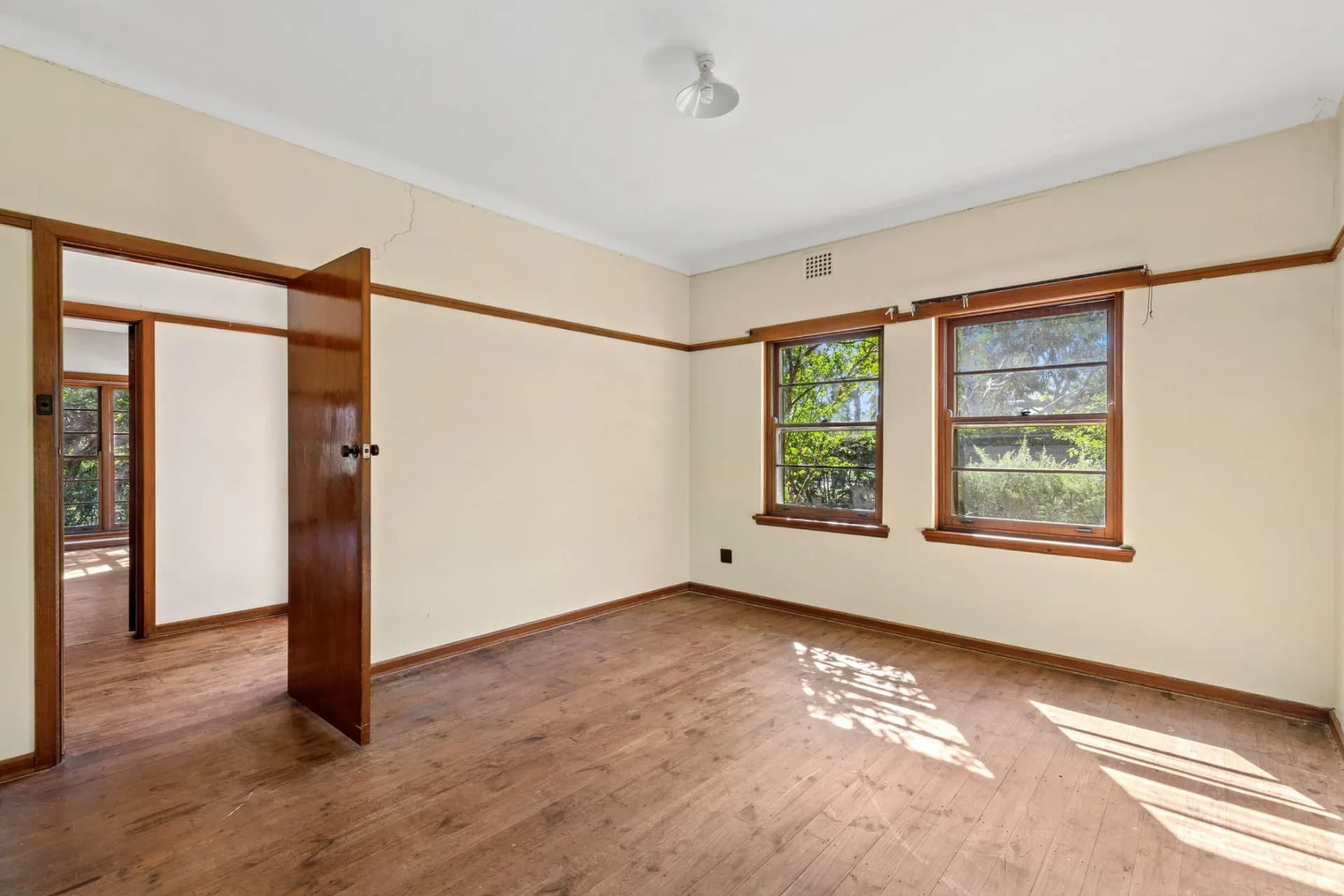 21 Favenc  Circle, Griffith - Thumbnail 8