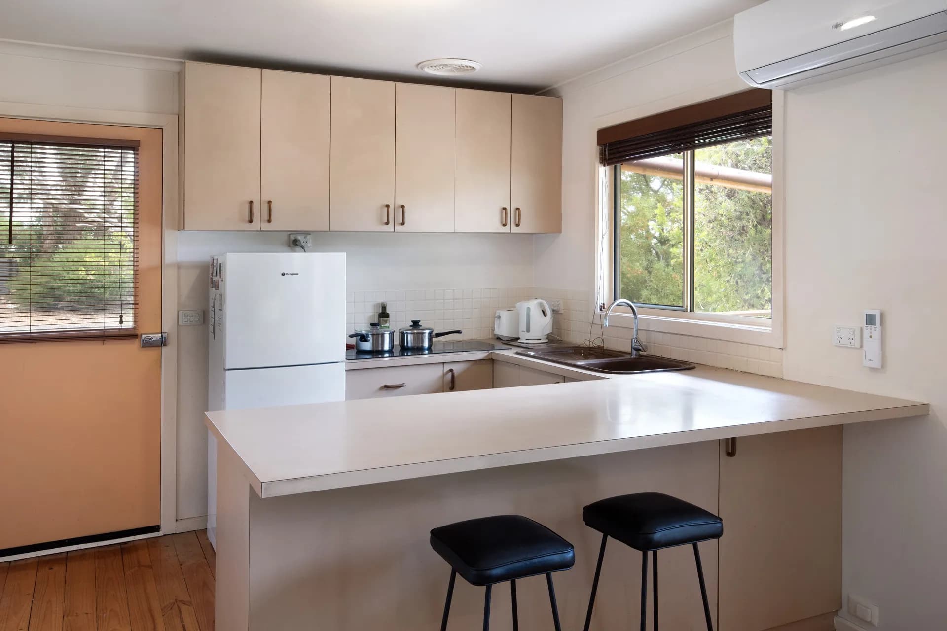 54 Mount View Drive, Elphinstone - Thumbnail 6