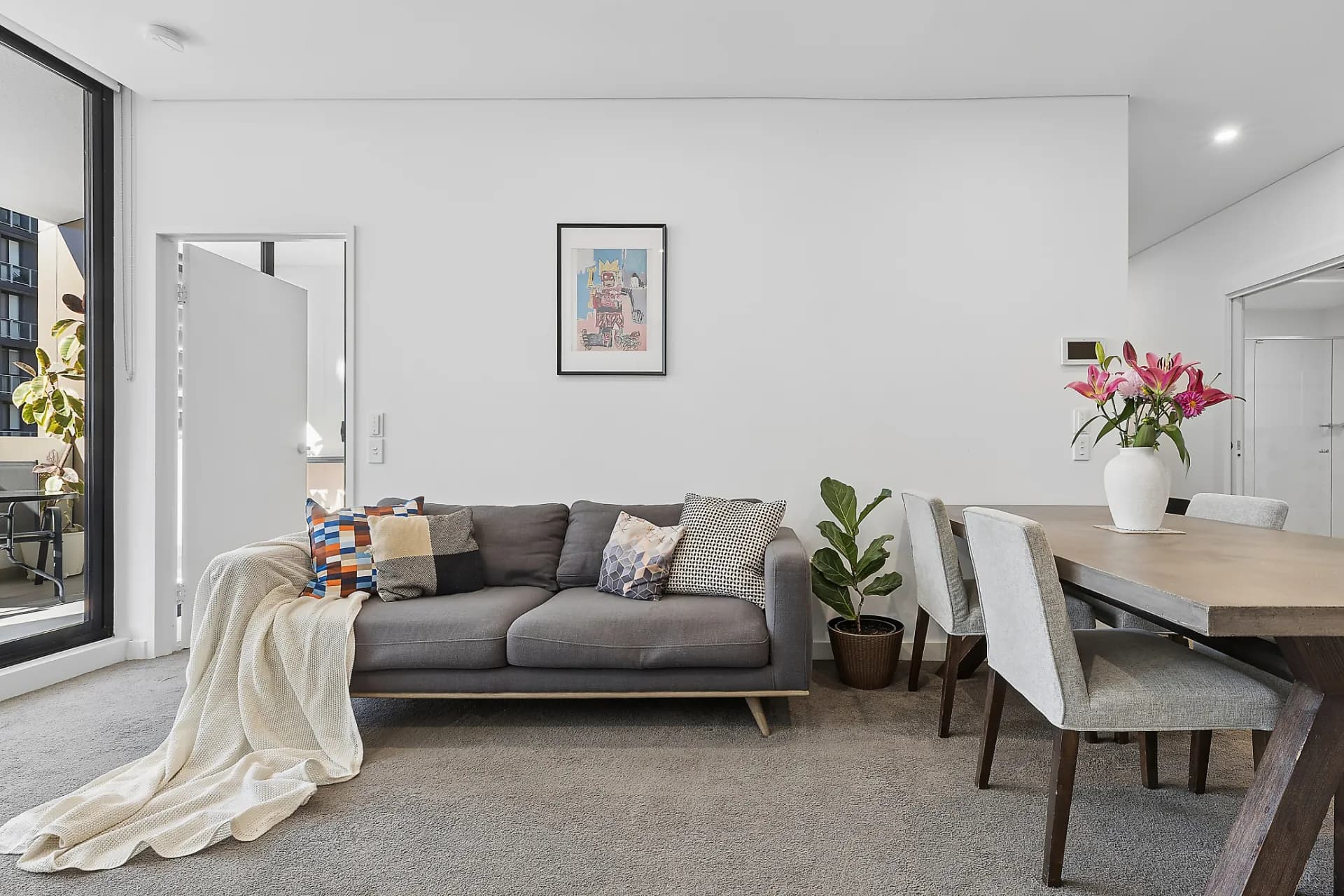 319/93 Regent Street, Kogarah - Thumbnail 4