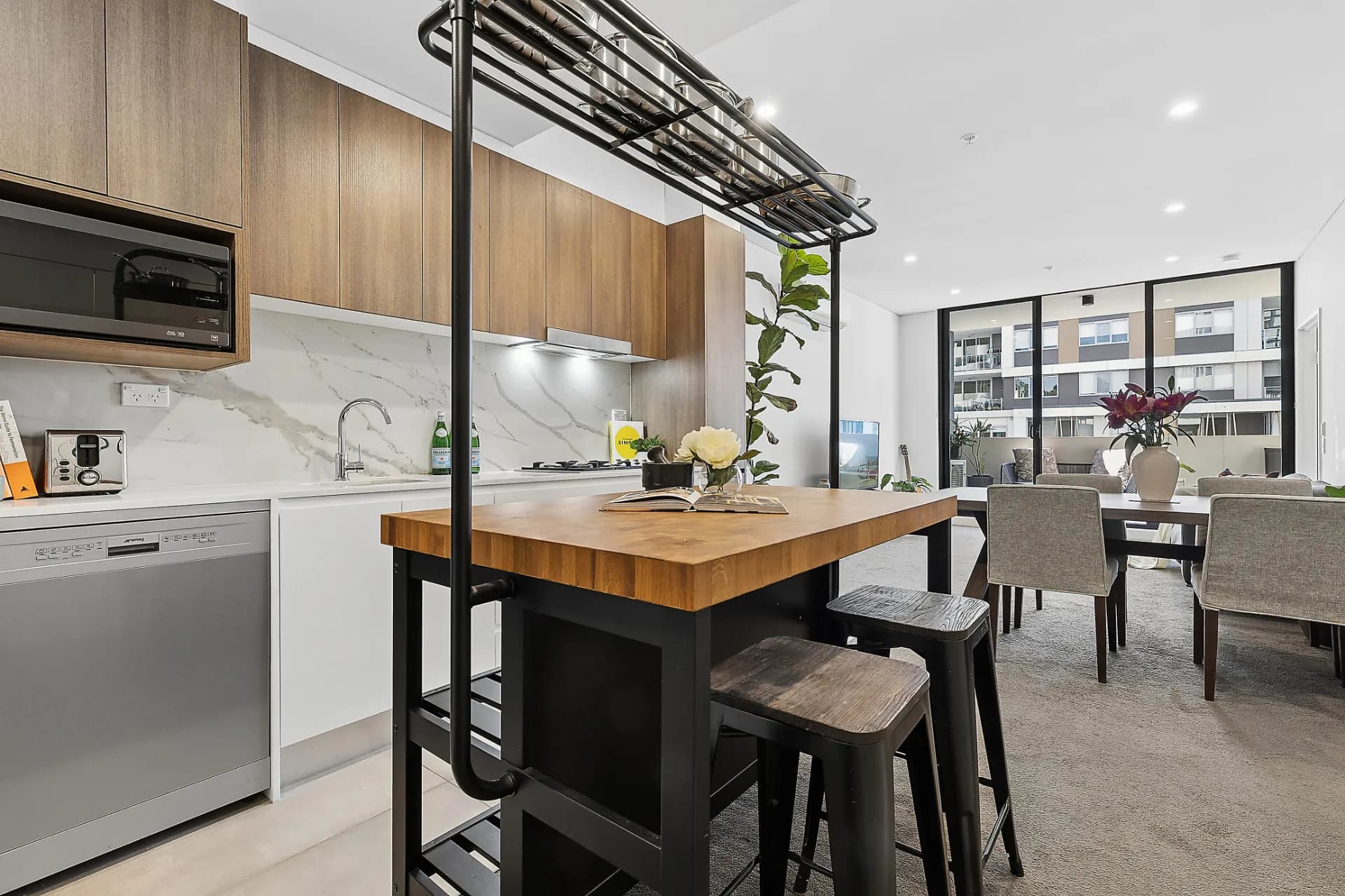 319/93 Regent Street, Kogarah - Thumbnail 7