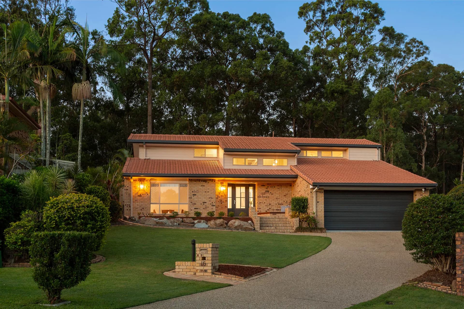 16 Danaher Drive, Rochedale South - Thumbnail 3