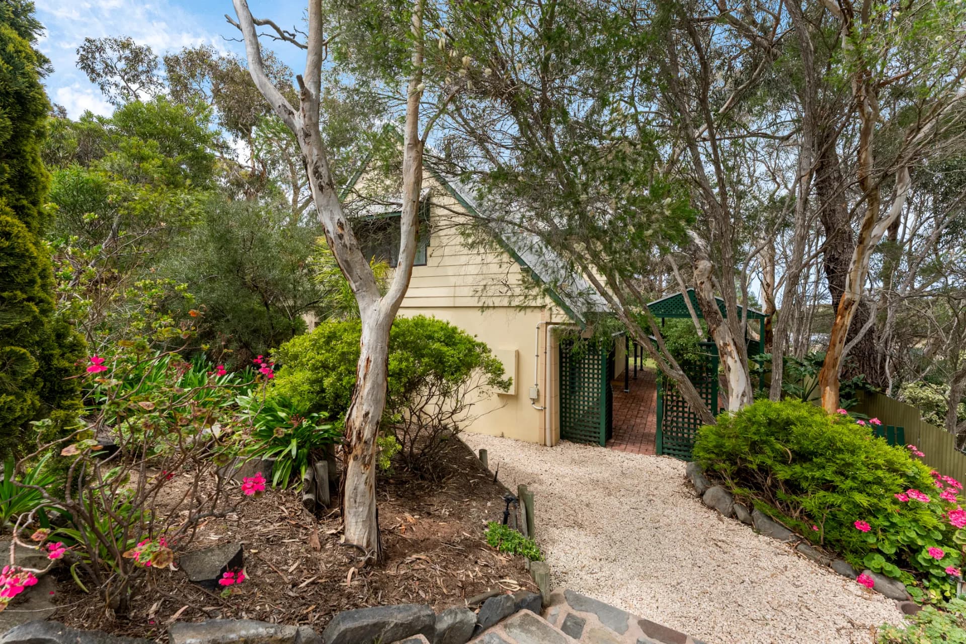 137 Crozier Road, Victor Harbor - Image 1