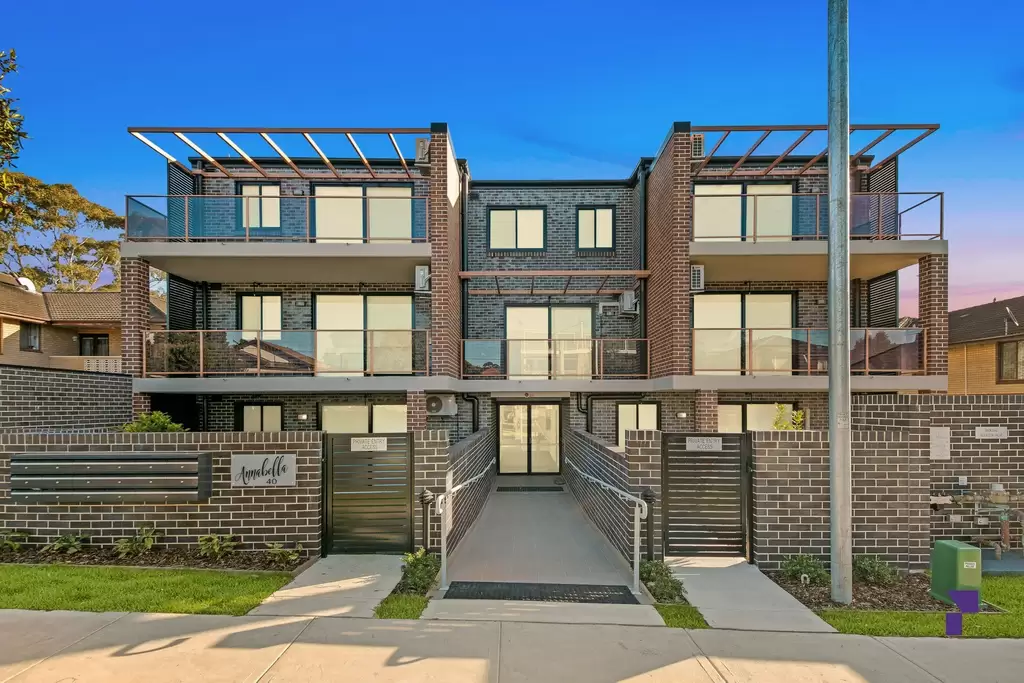 12/40 Shadforth Street, Wiley Park - Image 1