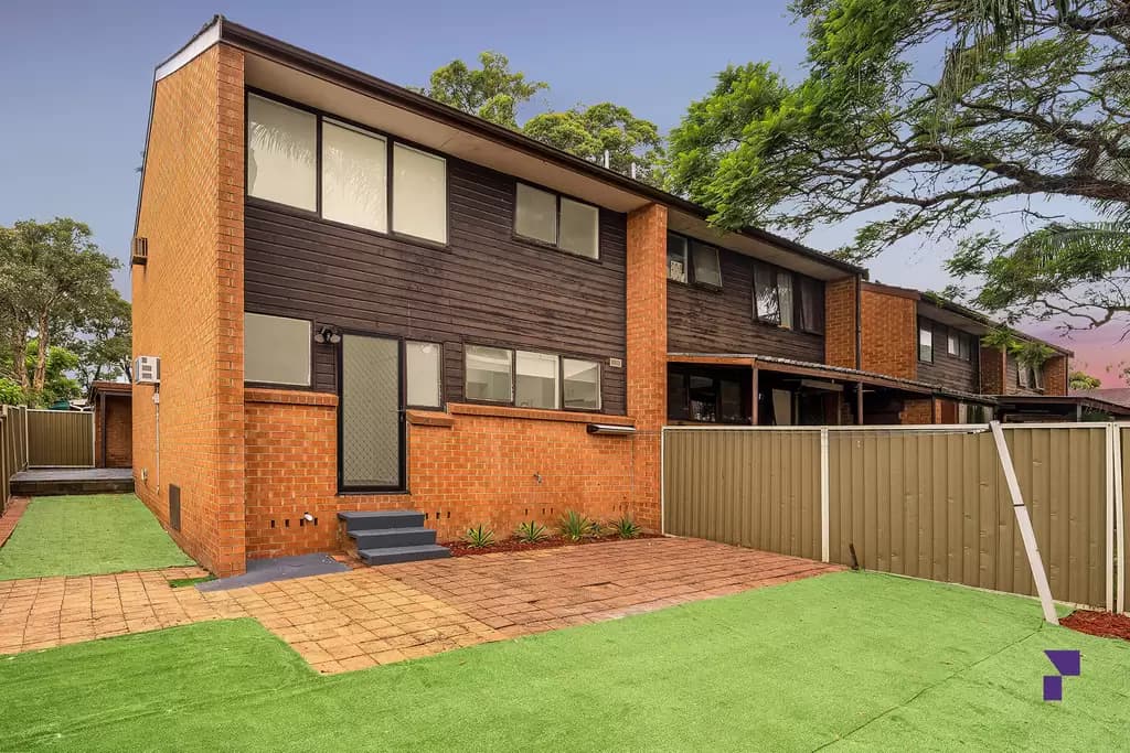 13/8a Chiswick Road, Greenacre - Image 1