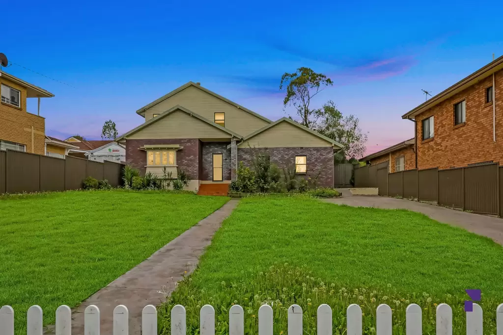 29 Greenacre Road, Greenacre - Image 1