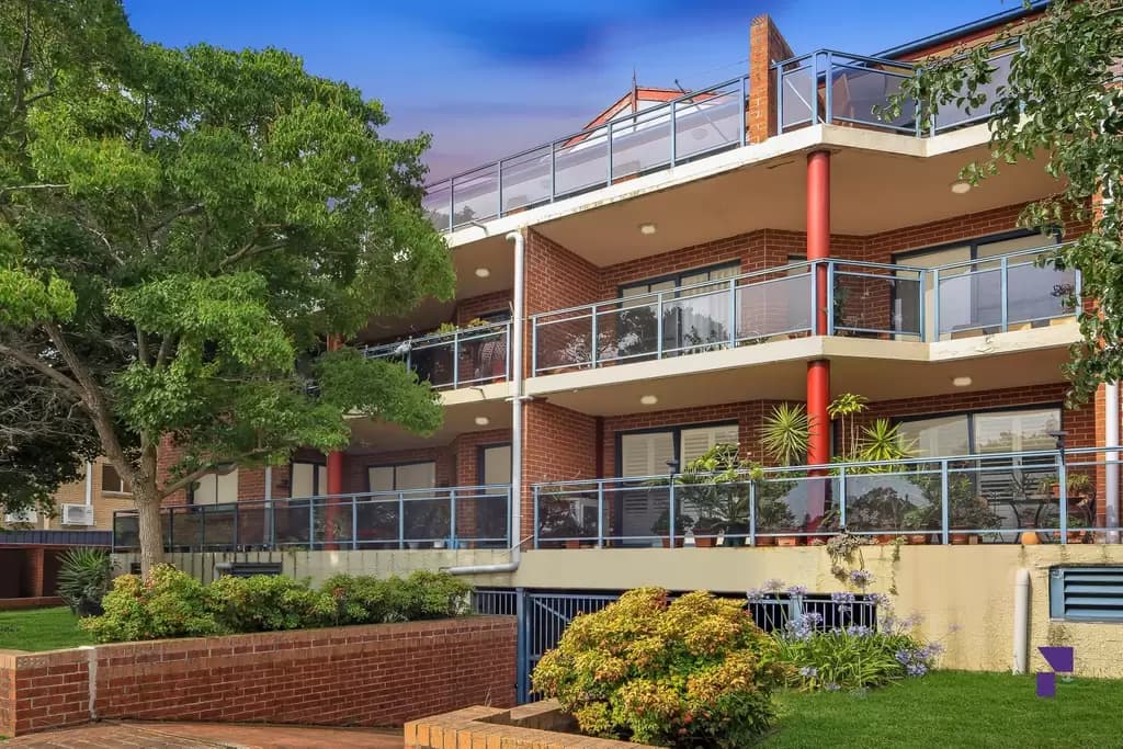 7/56-60 Ferguson Avenue, Wiley Park - Image 1