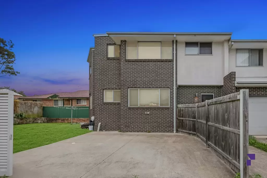 5/173 Old Kent Road, Greenacre - Image 1