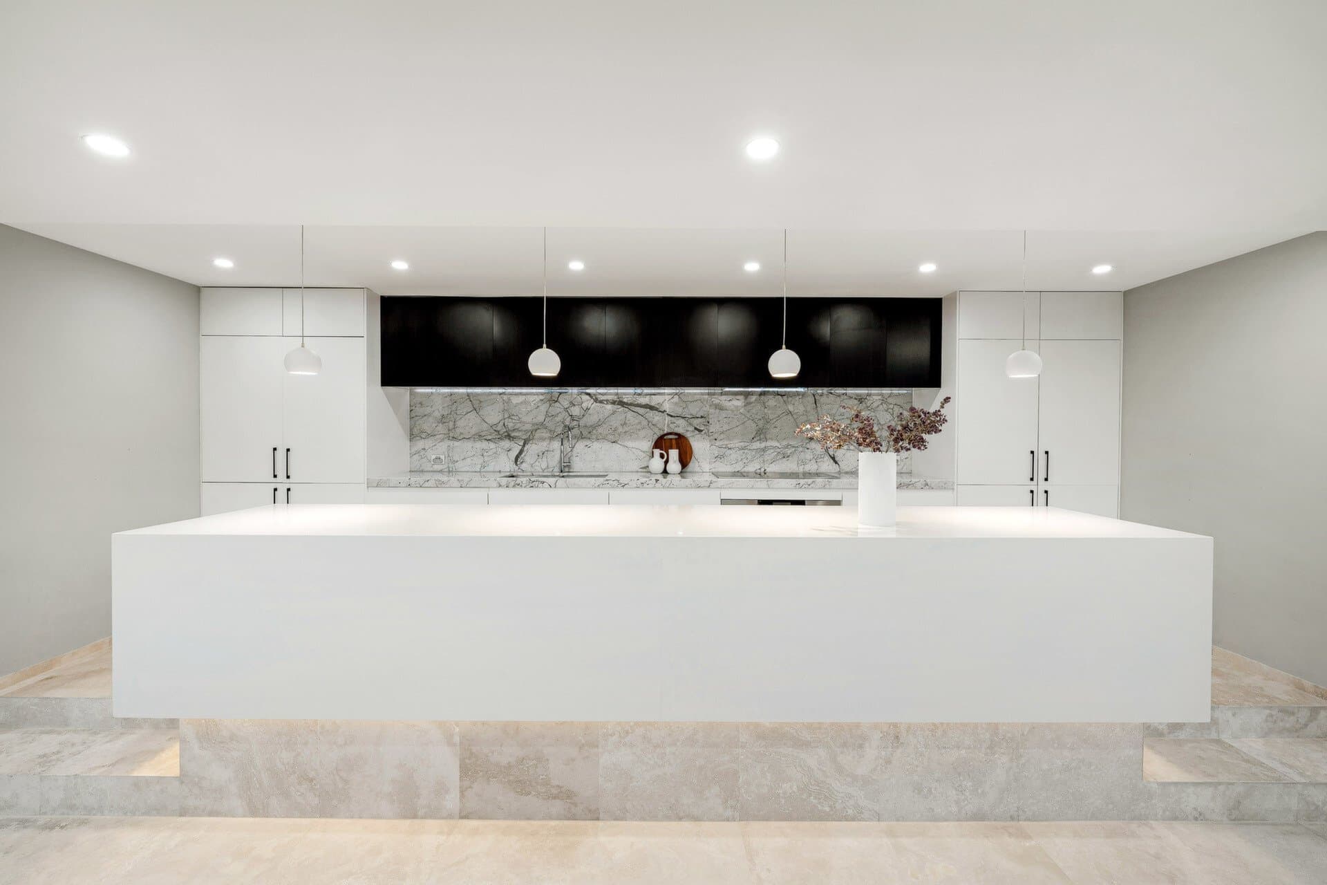 29 Shellcote Road, Greenacre - Thumbnail 2