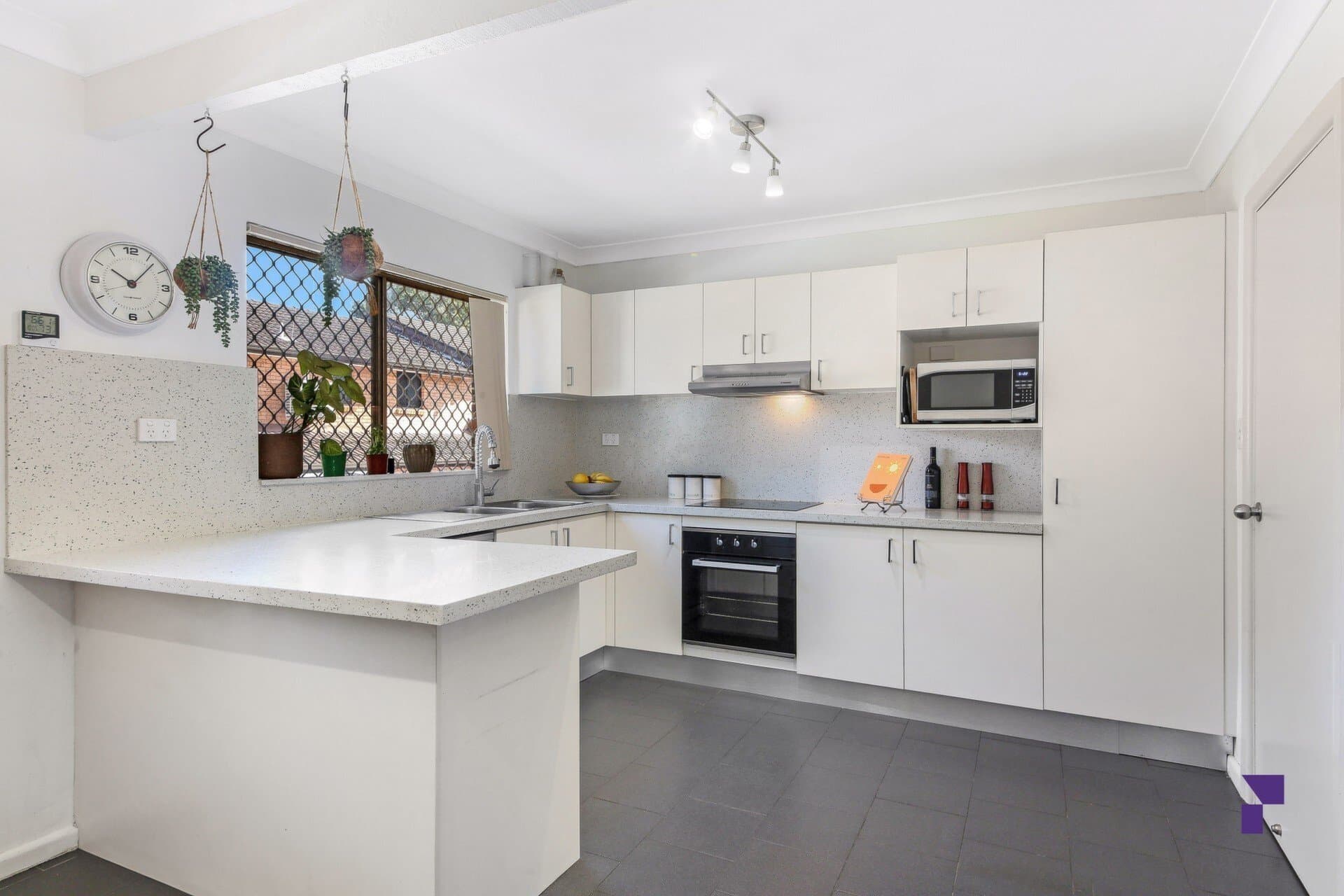 5/138 Greenacre Road, Greenacre - Thumbnail 2