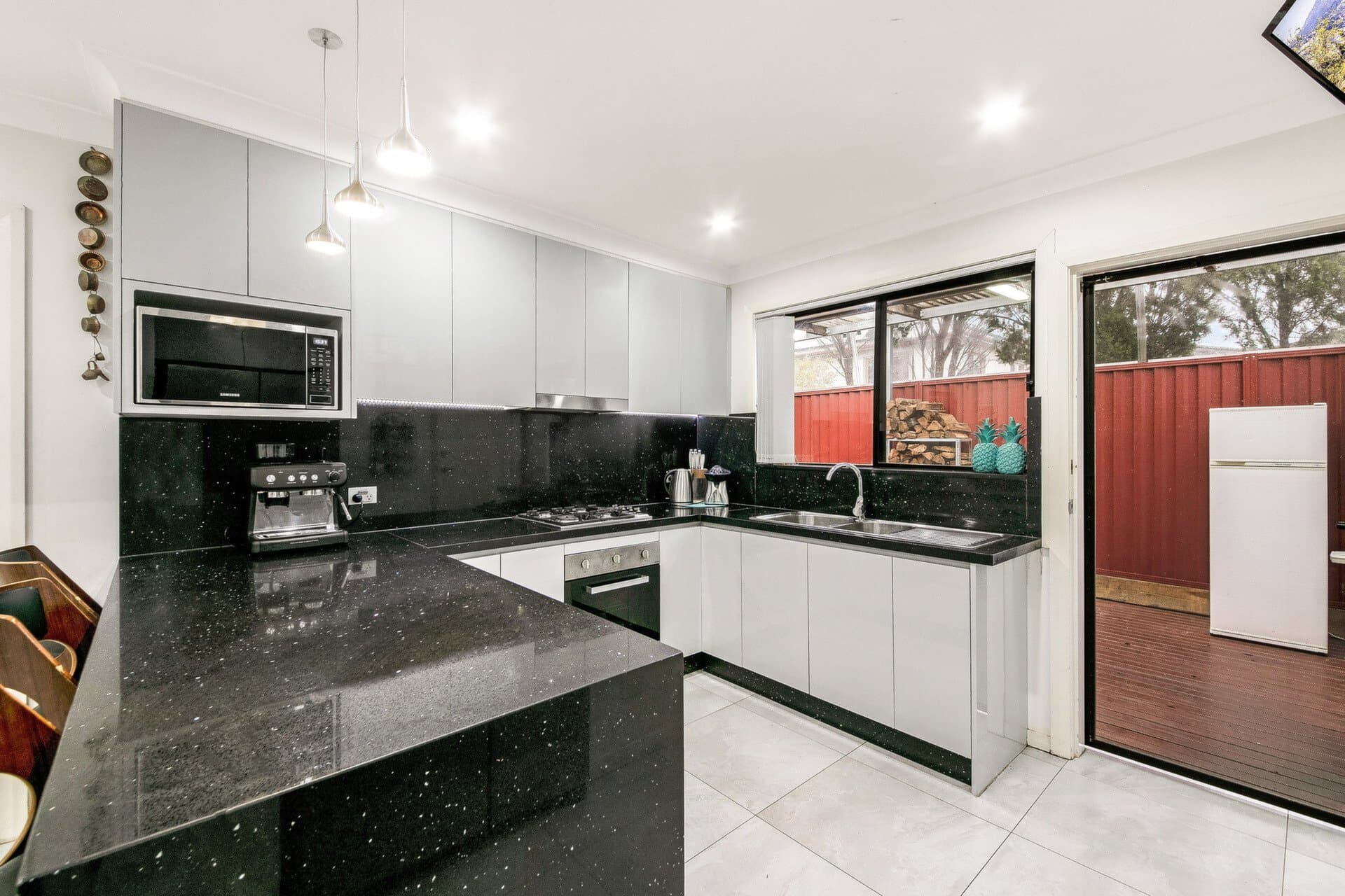 10 Myrtle Street, Granville - Thumbnail 3