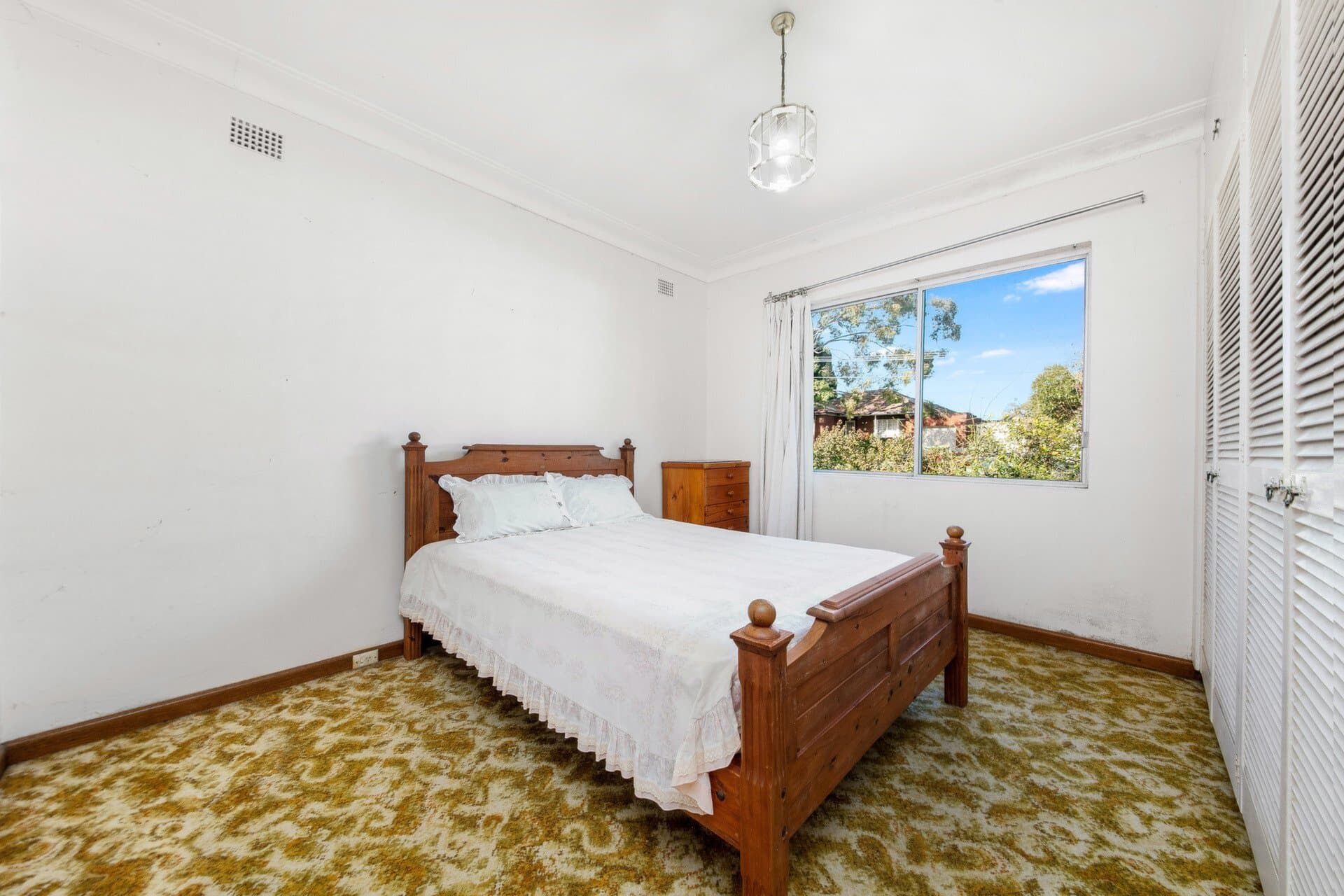 1 Chiswick Road, Greenacre - Thumbnail 5