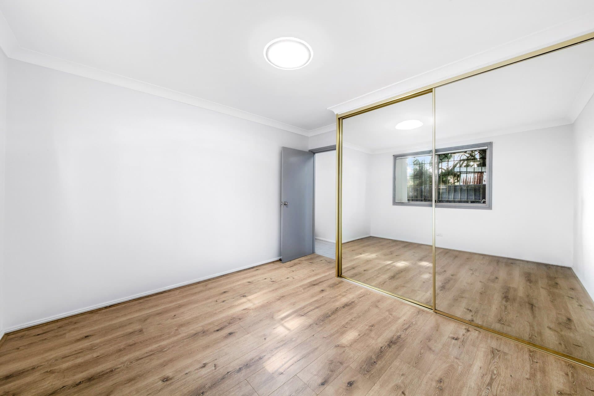4/330 Roberts Road, Greenacre - Thumbnail 6