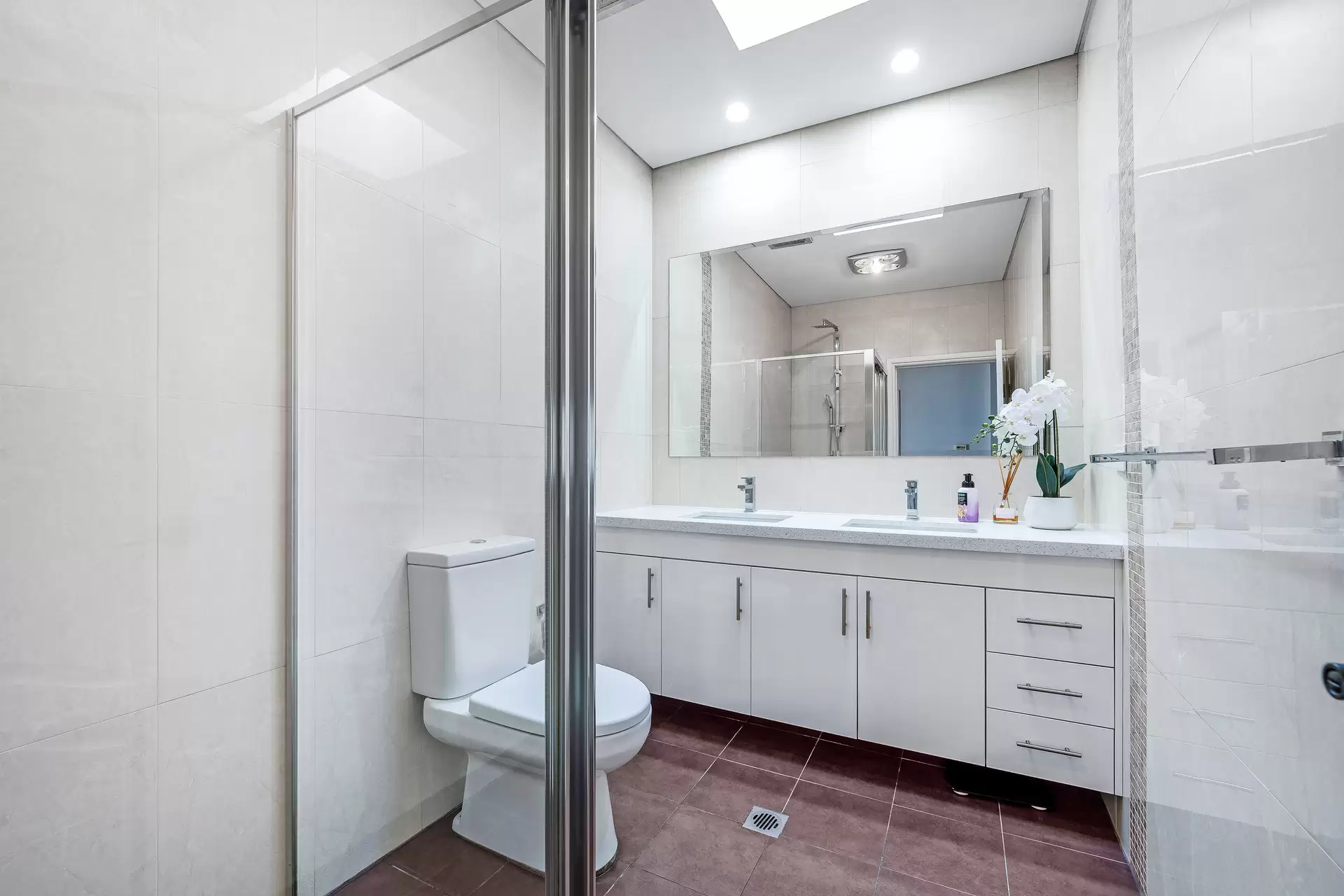 73 Stoddart Street, Roselands - Thumbnail 8