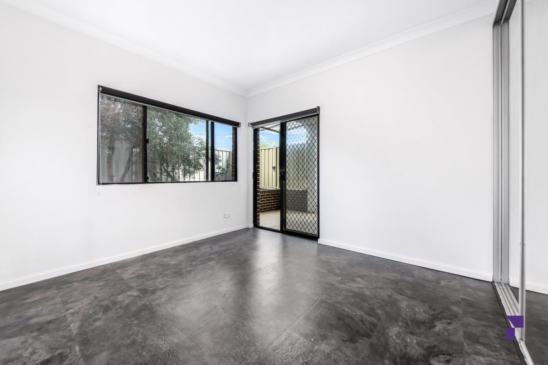 2/16 Boronia Road, Greenacre - Thumbnail 4