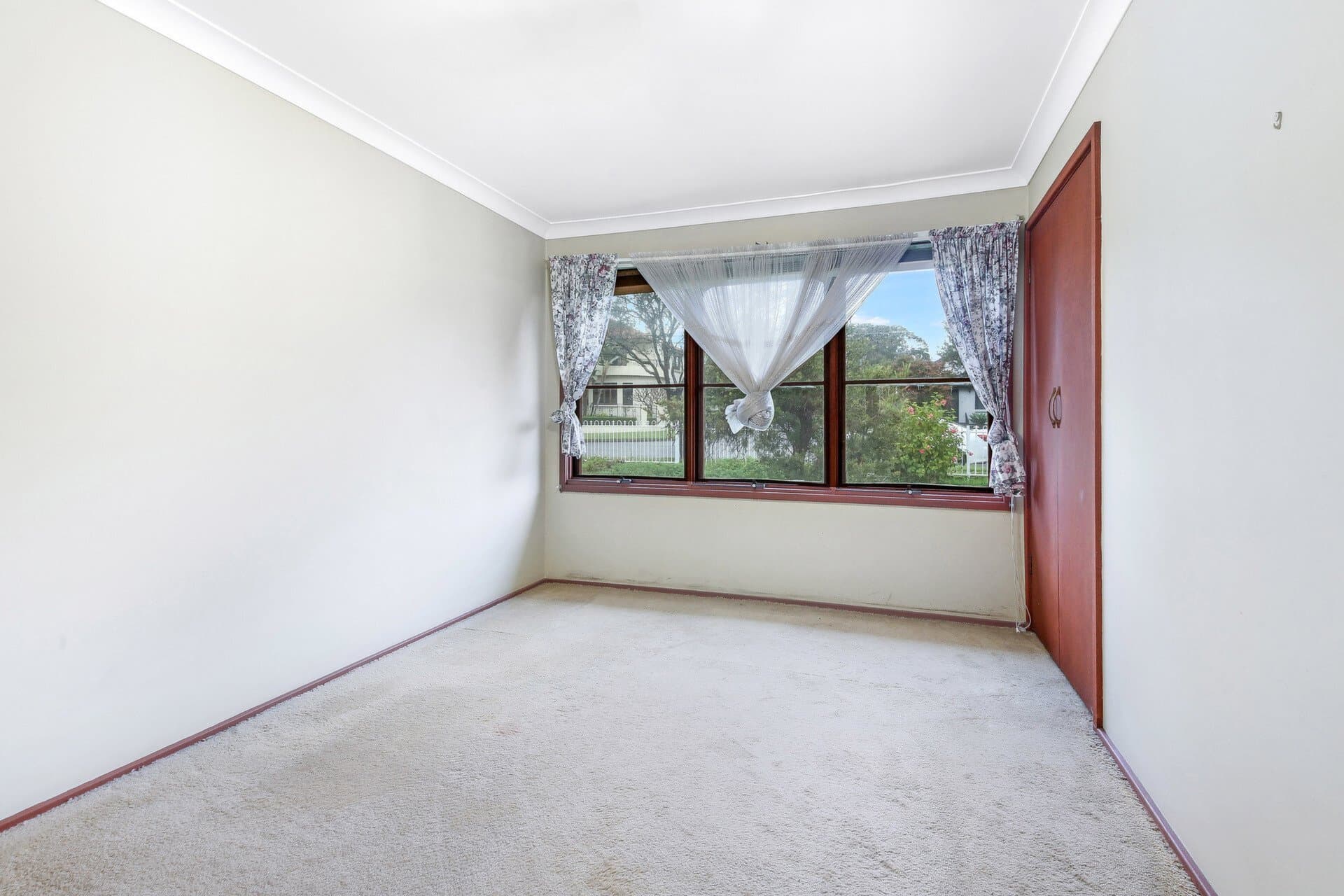 129 Banksia Road, Greenacre - Thumbnail 5