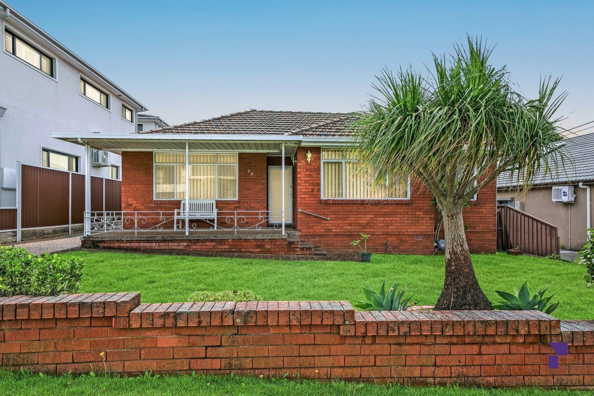 34 Riga Avenue, Greenacre - Thumbnail 2