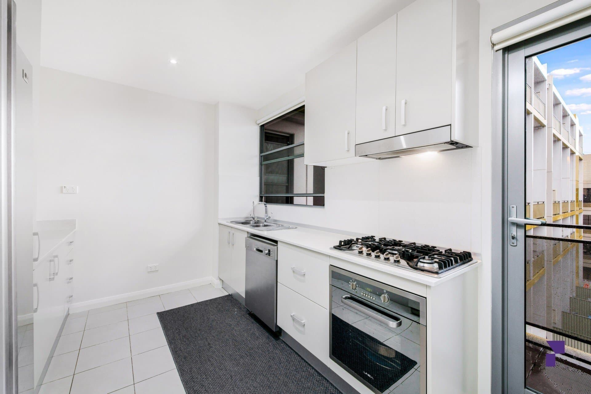 32/7 Jacobs Street, Bankstown - Thumbnail 4