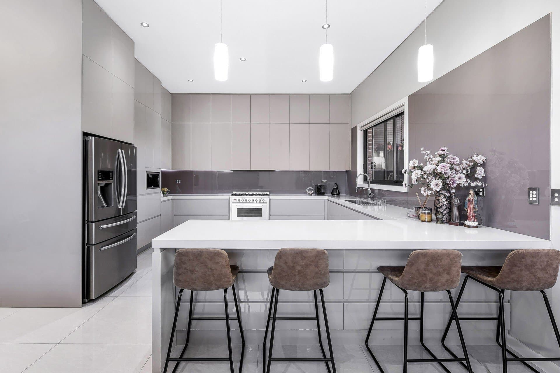 19 Tennyson Road, Greenacre - Thumbnail 4