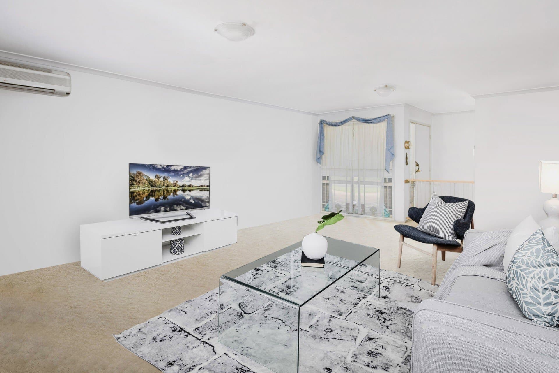 6  Ironbark Grove, Greenacre - Thumbnail 2