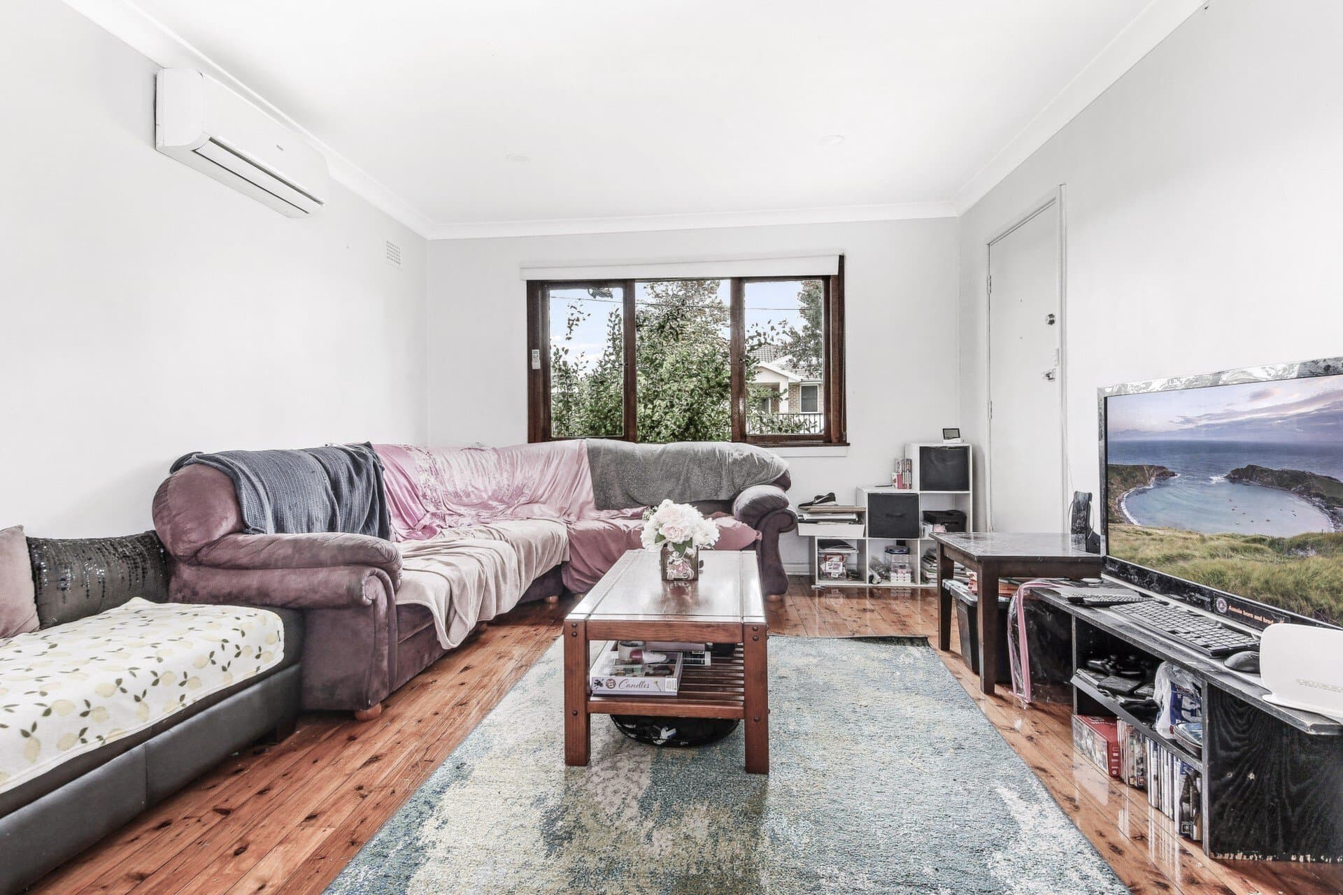 20 Galloway Street, Busby - Thumbnail 2
